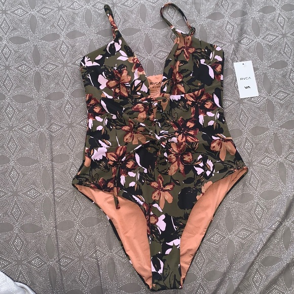 NWT! RVCA Roni One Piece - Picture 2 of 6